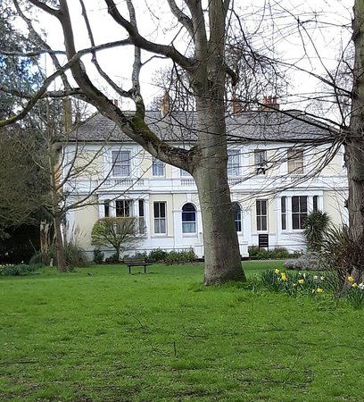 Carville Hall War Memorial Park